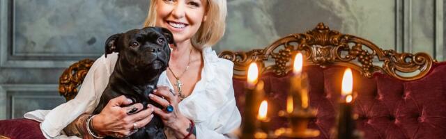 Nõia müstiline pelgupaik. Kirsti Timmeri neljakorruselises kodus võidutsevad tumedad toonid ja Londoni stiil