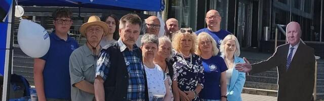 EKRE tegi Tartus presidendikampaaniat ja seisis Rootsi vangide toomise vastu