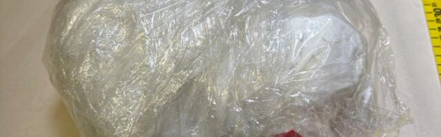 Politsei pidas Ida-Virumaal kinni viis narkokuriteos kahtlustatavat meest 