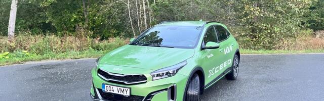 Крок вперед, рука за кермо: стильний міський кросовер Kia XCeed.