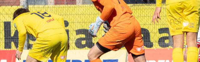 Kuressaare kollitas Narva Transi, Vaprus ja Tammeka leppisid viiki