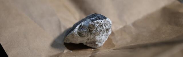 Saksamaal tekitas meteoriit maja katusesse augu