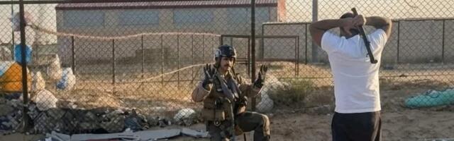 VIDEO: Kuveidis alla kukkunud USA lennuki piloot oli sunnitud põlvitama