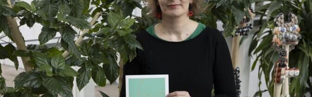 Gustav Suitsu nimelise luulepreemia pälvis Carolina Pihelgas