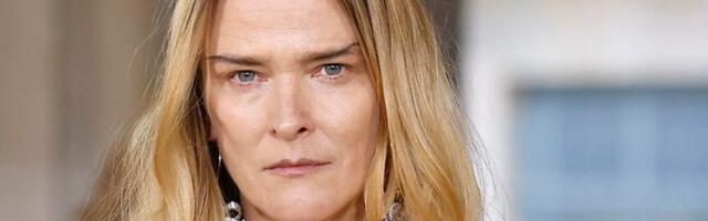 KLÕPS | Carmen Kass naudib Eesti loodust koos pisipojaga