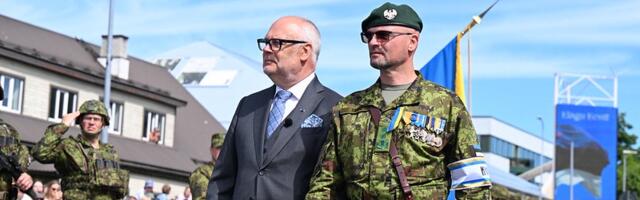 Karis teatas, et ei kandideeri teiseks ametiajaks presidendiks