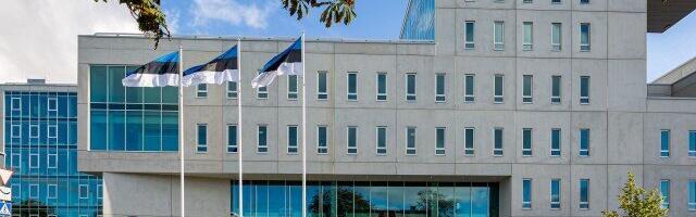 Ettevõtluskeelu saanud perearst jäi ilma ka nimistust