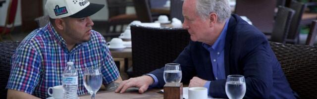 "ПОМИЛКА У СФЕРІ УПРАВЛІННЯ." Хто Трумп вигнав з країни: небезпечного гангстера чи розумного батька?