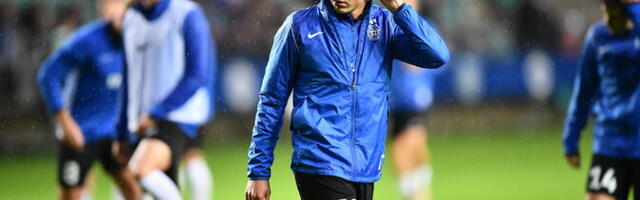 Sinjavski kuulus esmakordselt Baniku särgis algkoosseisu