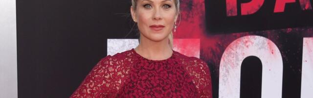 Mis juhtus? Christina Applegate viibib juba mitmendat nädalat haiglaravil
