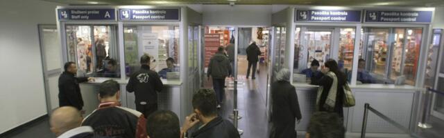 Подорожньому стало великою несподіванкою: Естонський паспорт не підходив для електронного контролю, у той час як латиси і фіни насолоджувалися цим сервісом на повну.