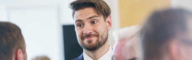 Цінний урок від міністра сільського господарства: картоплю потрібно садити навесні, а земля не повинна бути замерзлою.